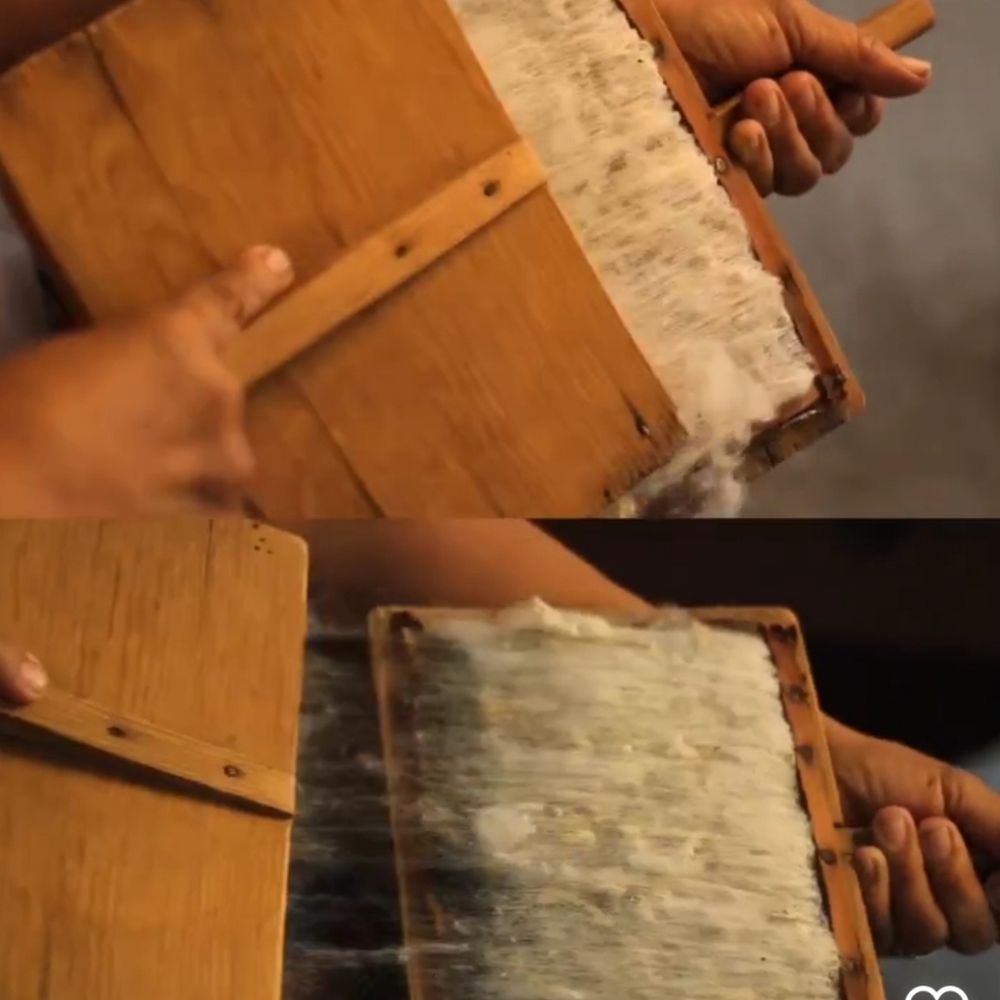 Beautiful hand made super lightweig laton heart and organic wool from Oaxaca Mx. - Picture 7 of 8